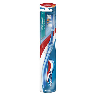 Aquafresh Clean & reach medium tandenborstel