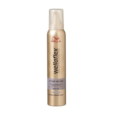Wella Wellaflex 2nd Day Volume Extra Strong Hold Haarmousse