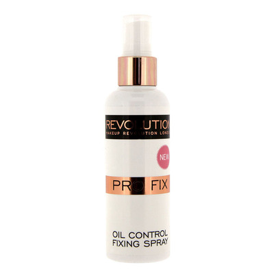 Revolution Oil control make-up fixing spray