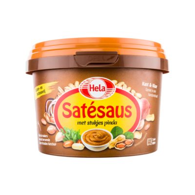Hela Satésaus met Stukjes Pinda