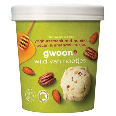 Huismerk biologisch roomijs yoghurtsmaak met honing, pecan & amandel stukjes
